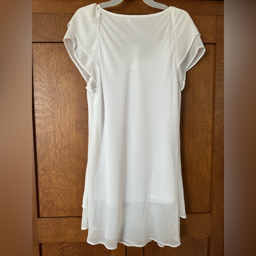 Roz & Ali White Layered Blouse - Picture 2 of 7
